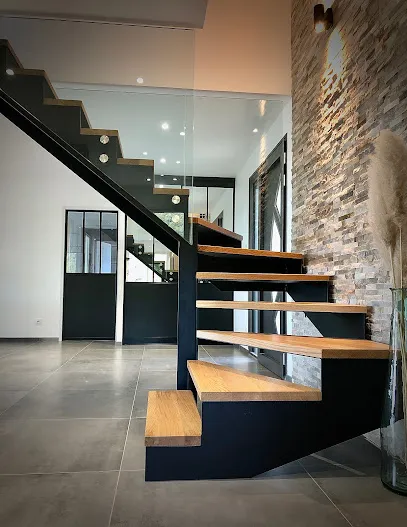 Image de FALESE Métallerie - Escaliers, verrières et mobilier sur-mesure à Vinay (38).