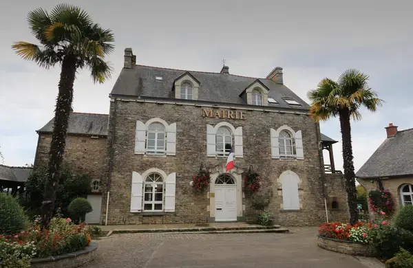 Monte Escalier Qualité Pose monte escalier Bourg-des-Comptes