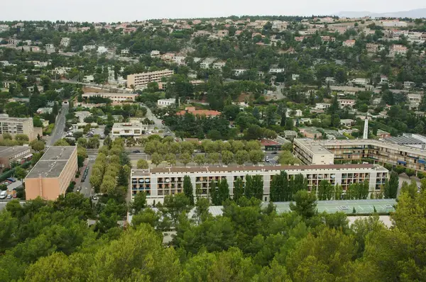 Monte Escalier Qualité Pose monte escalier Carnoux-en-Provence