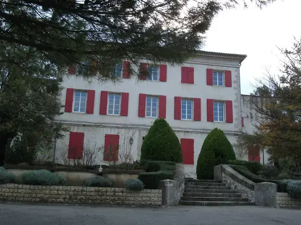 Monte Escalier Qualité Pose monte escalier Simiane-Collongue